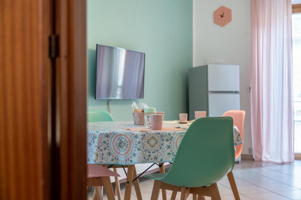 La Verde Rosa - Casa Vacanze A Due Passi Dal Lago Marta Buitenkant foto