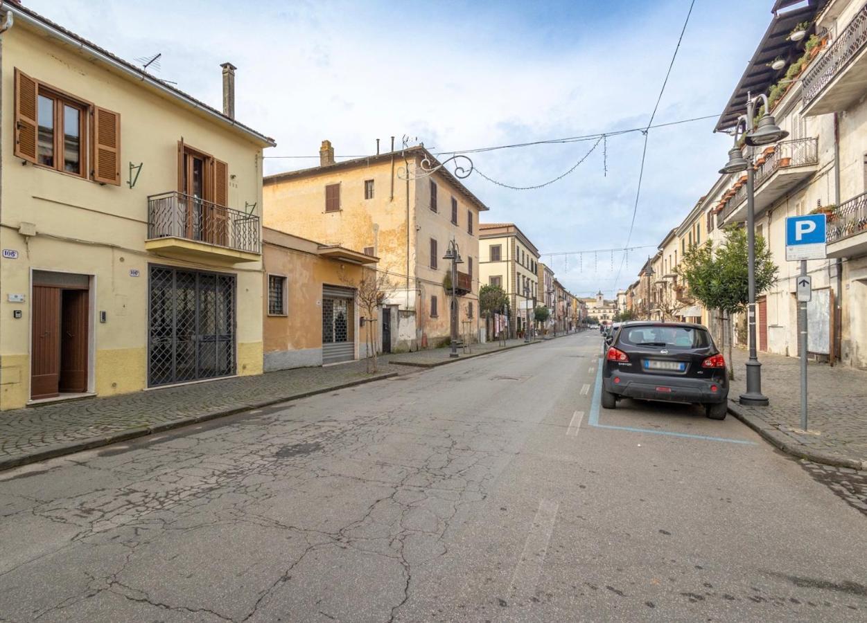 La Verde Rosa - Casa Vacanze A Due Passi Dal Lago Marta Buitenkant foto
