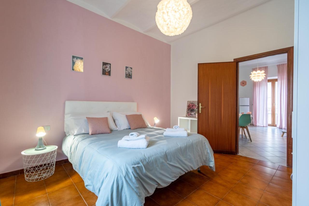 La Verde Rosa - Casa Vacanze A Due Passi Dal Lago Marta Buitenkant foto