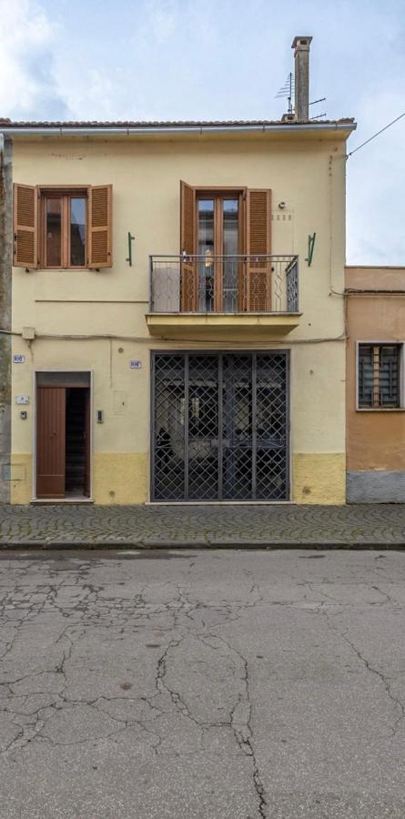 La Verde Rosa - Casa Vacanze A Due Passi Dal Lago Marta Buitenkant foto
